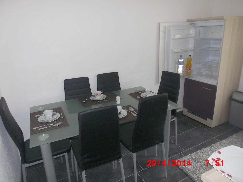 Frankfurt Airport & Fair Apartment Κέλστερμπαχ Δωμάτιο φωτογραφία